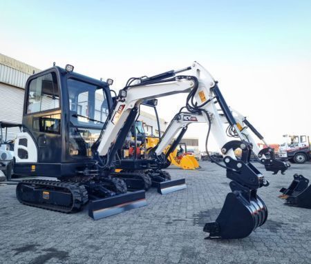 18D Open Cab Excavator